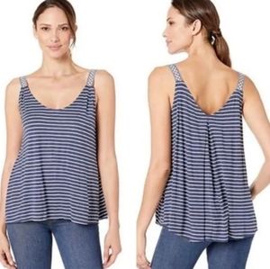 Red Camel like new top size large